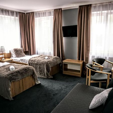 Aviator Hotel Restauracja & Spa Pabianice Eksteriør billede