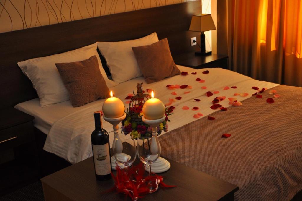 Aviator Hotel Restauracja & Spa Pabianice Eksteriør billede